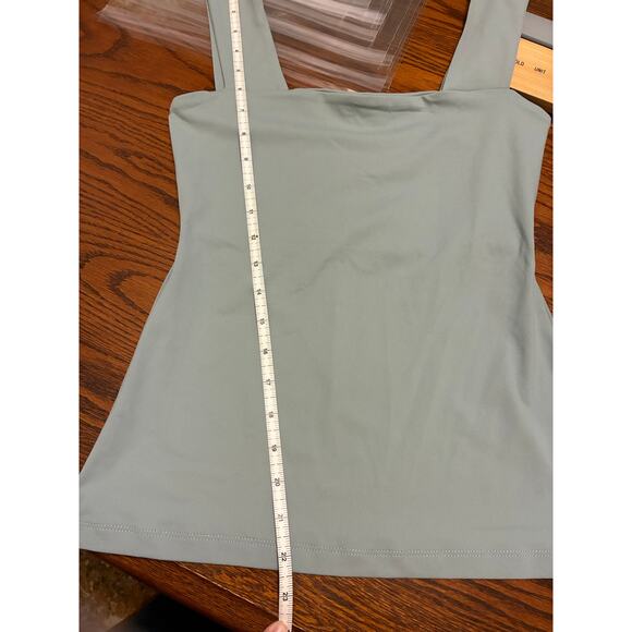 Susana Monaco Essential Wide Strap Tank Top Celadon Small NEW - Picture 5 of 5